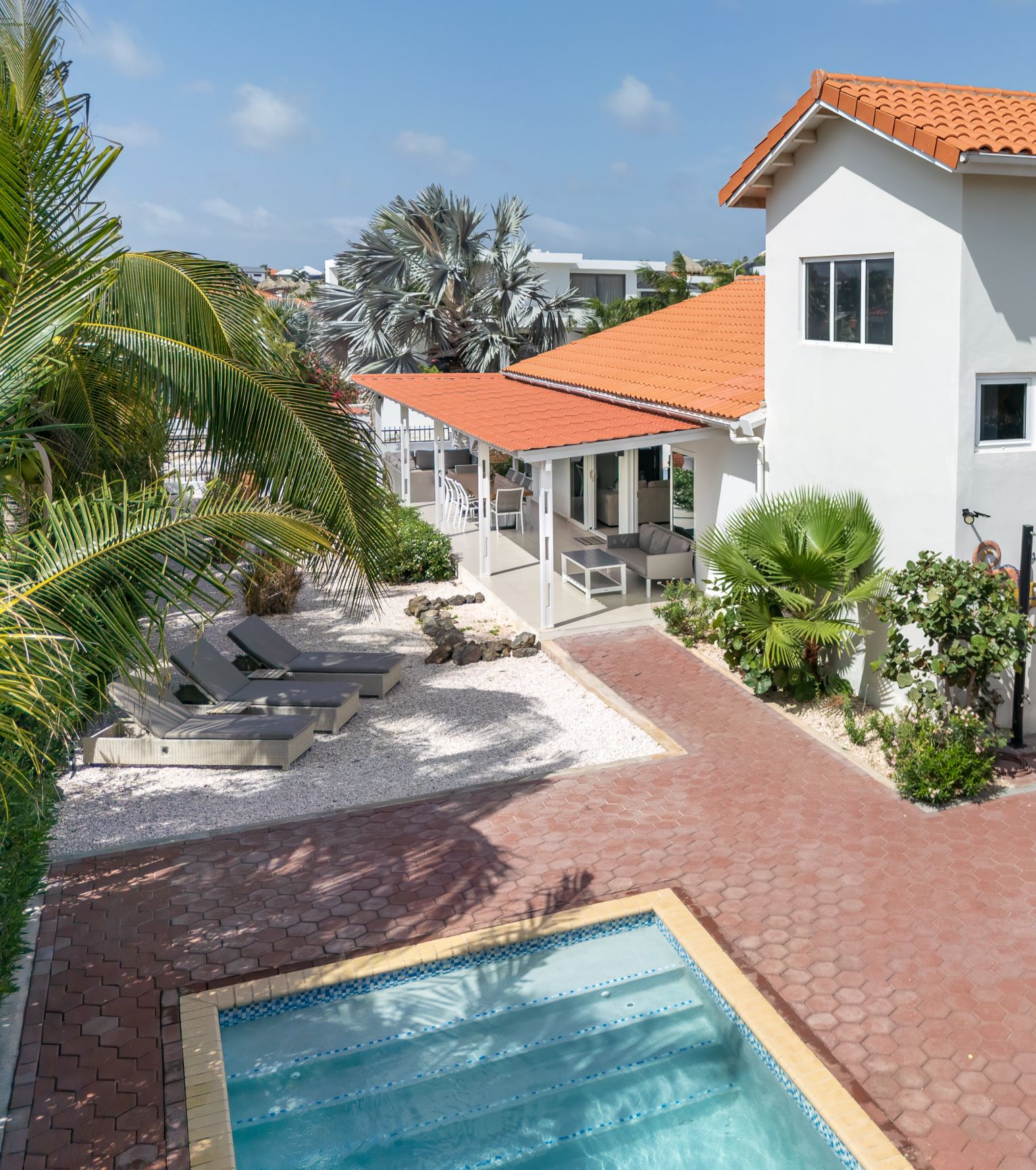 Jan Thiel villa with private pool, covered terrace and tropical garden – Villa Curoyal, Curaçao